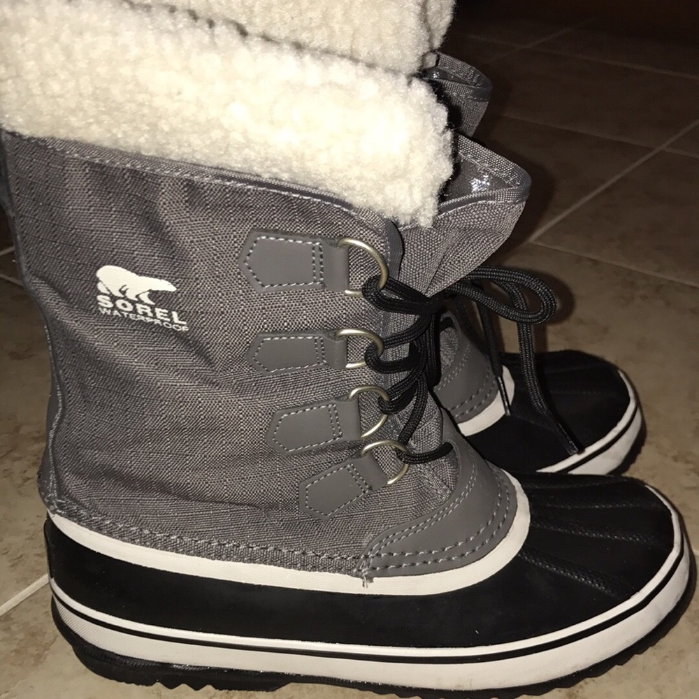 Sorel carnival boots, women’s size 8